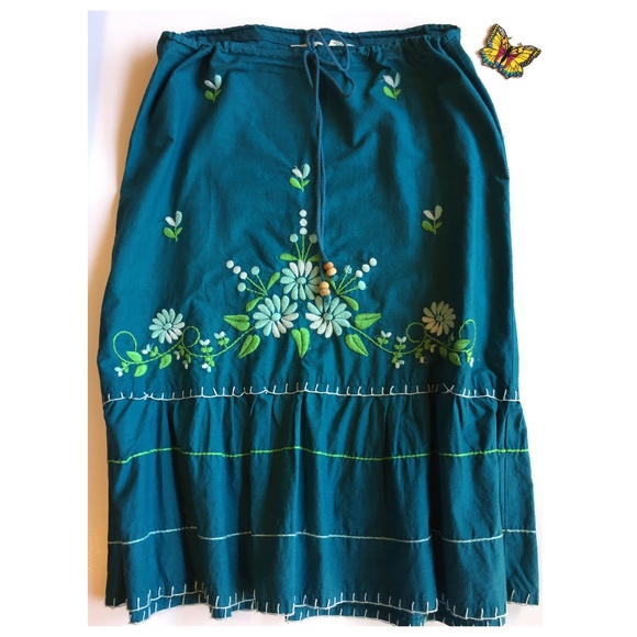 Roxy Dresses & Skirts - Roxy embroidered, Mexican, floral, festival skirt
